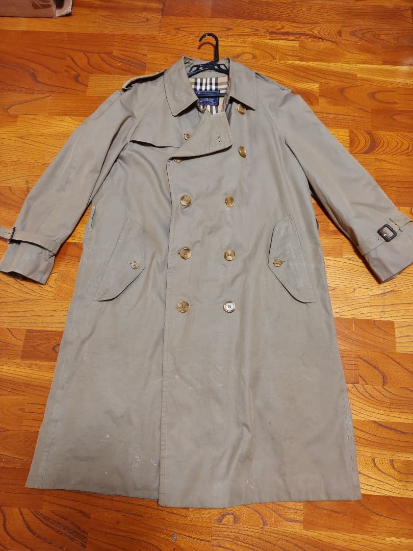 アスナ　Burberry ステンカラーコート