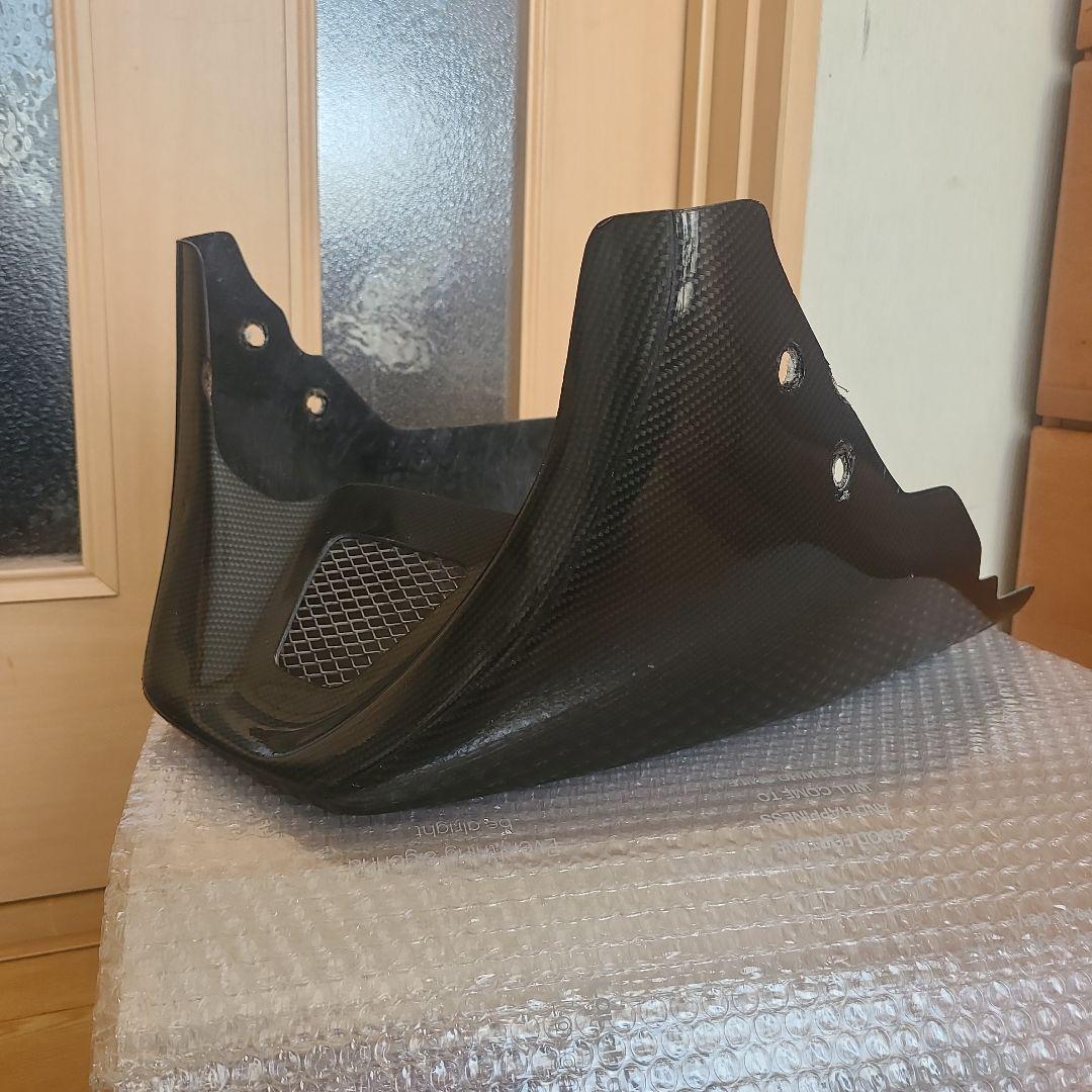 Vmax1200専用パーツ　アンダーカウル　カーボン柄ラッピング