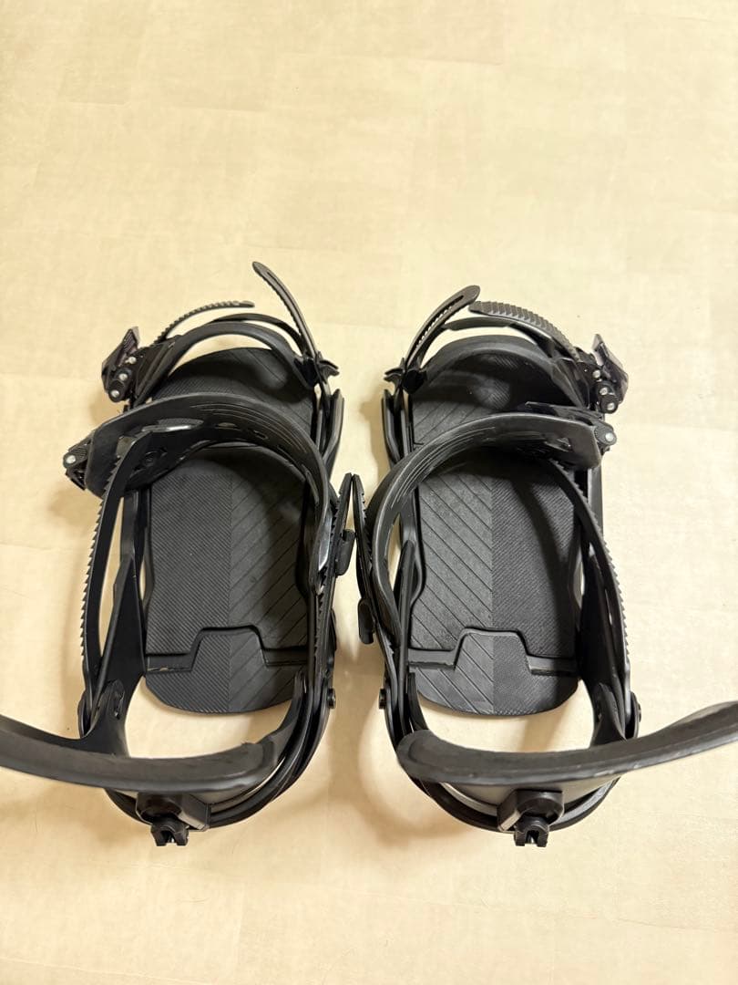 専用SALOMON RHYTHM black Lサイズスノーボード ビンディング